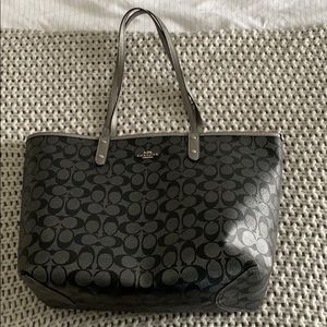 COACH tote